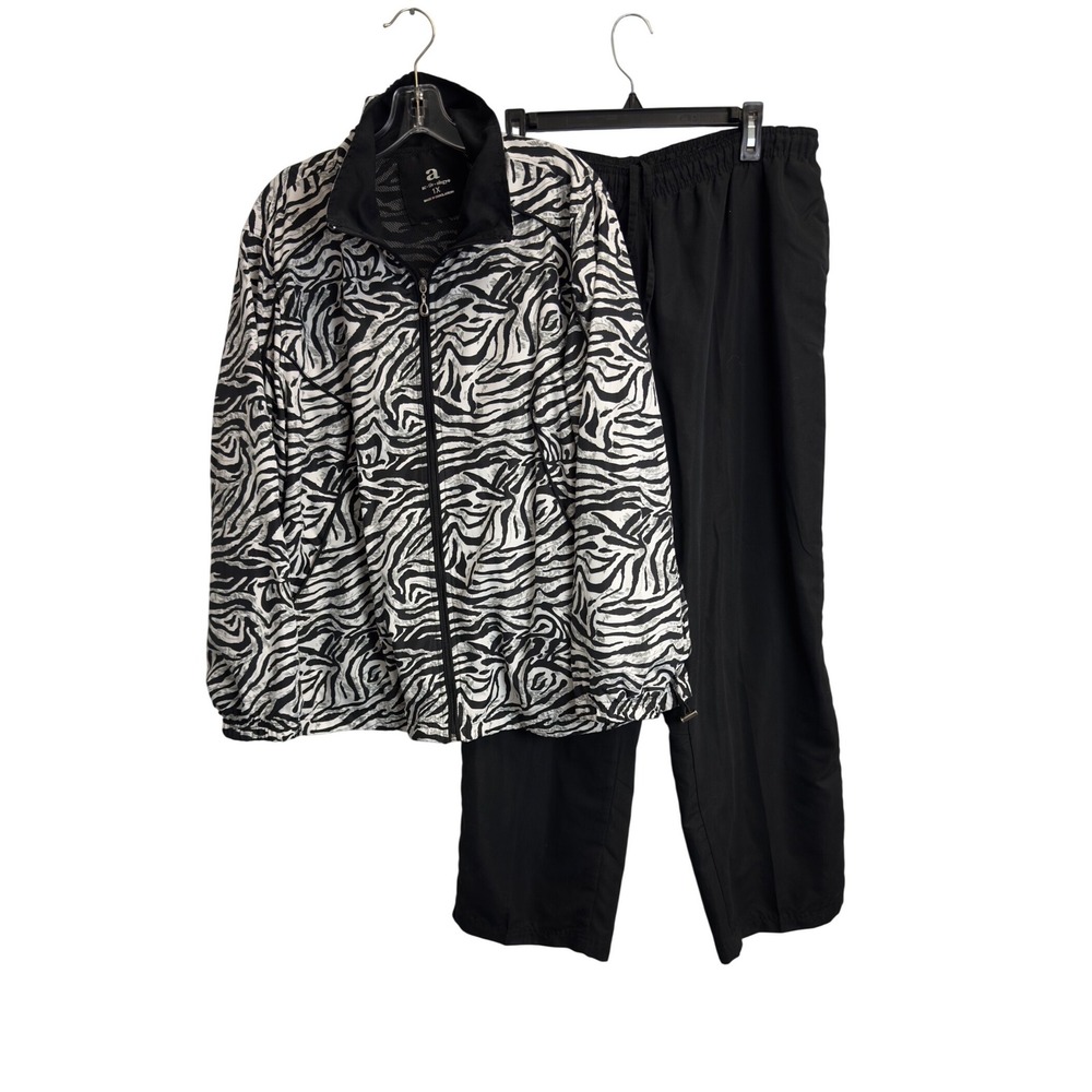 Ac-tiv-ology Womens 1X Zebra Print Windbreaker Jacket and Black Pants Tracksuit‎